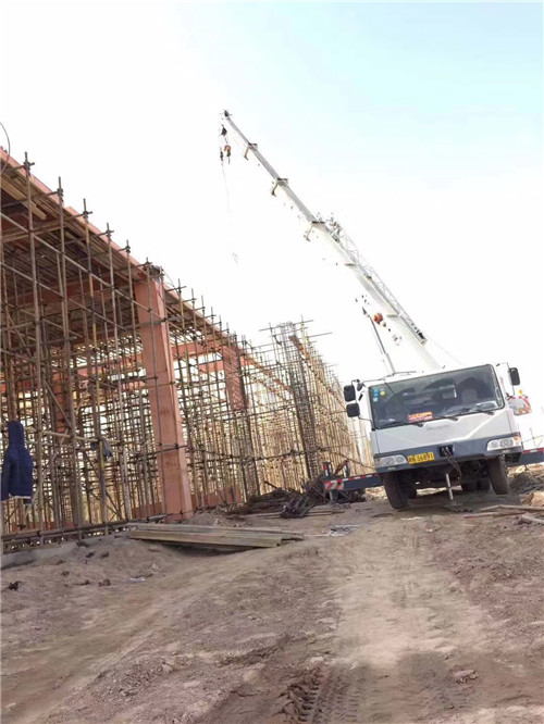 汾西县25 吨、50 吨吊车怎么选？多大重量 / 半径适合对应车型？