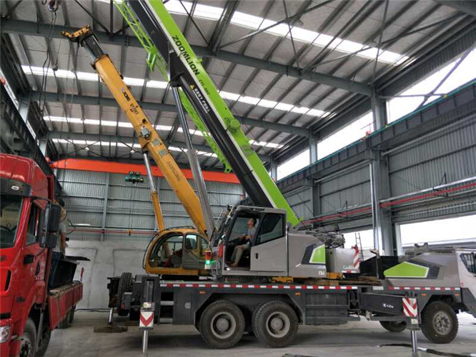 汾西县高空车出租需要注意哪些安全事项？